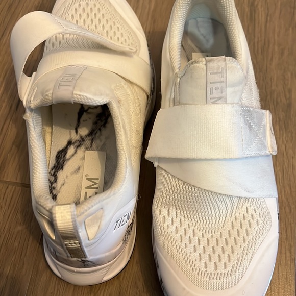 Timex Clip In White Sneakers - Picture 5 of 6